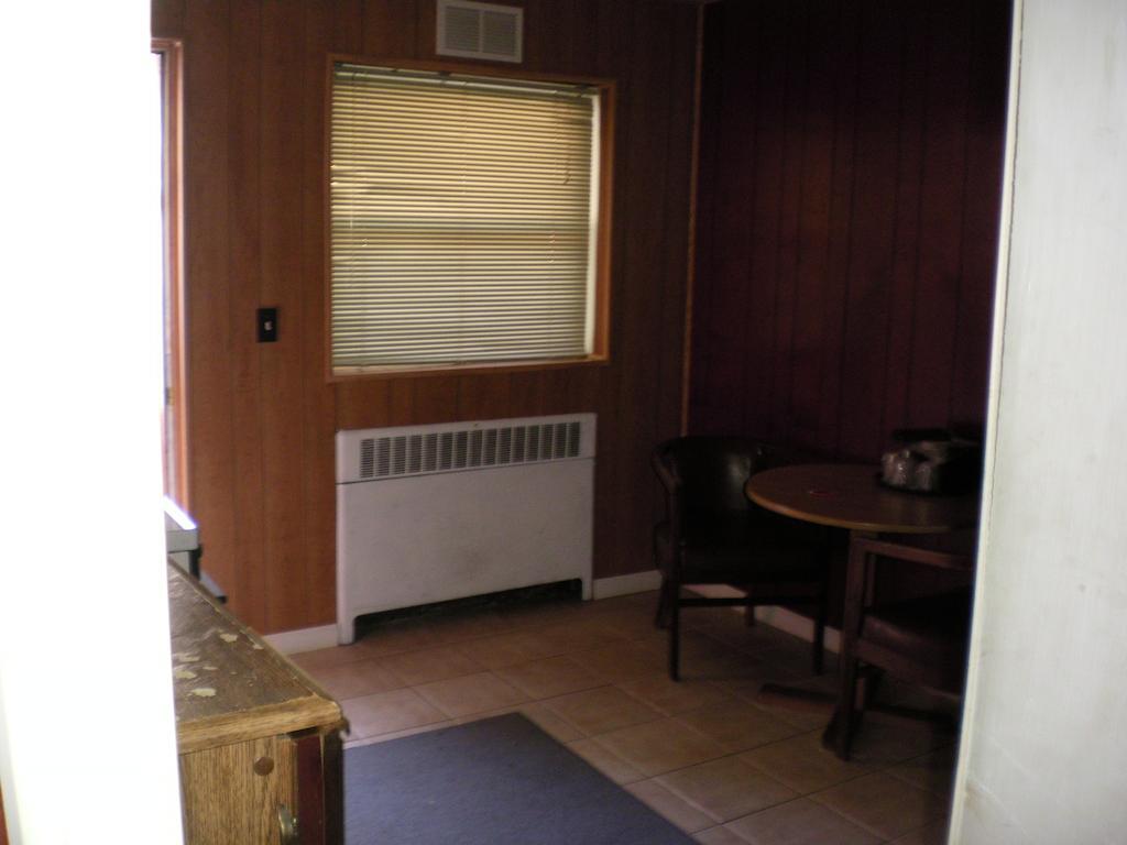 The Rome Motel Room photo